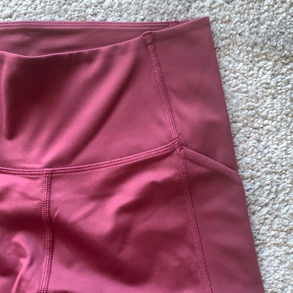 Girlfriend Collective Compressive High Rise Leggings in Mulberry - Size S - Picture 8 of 17